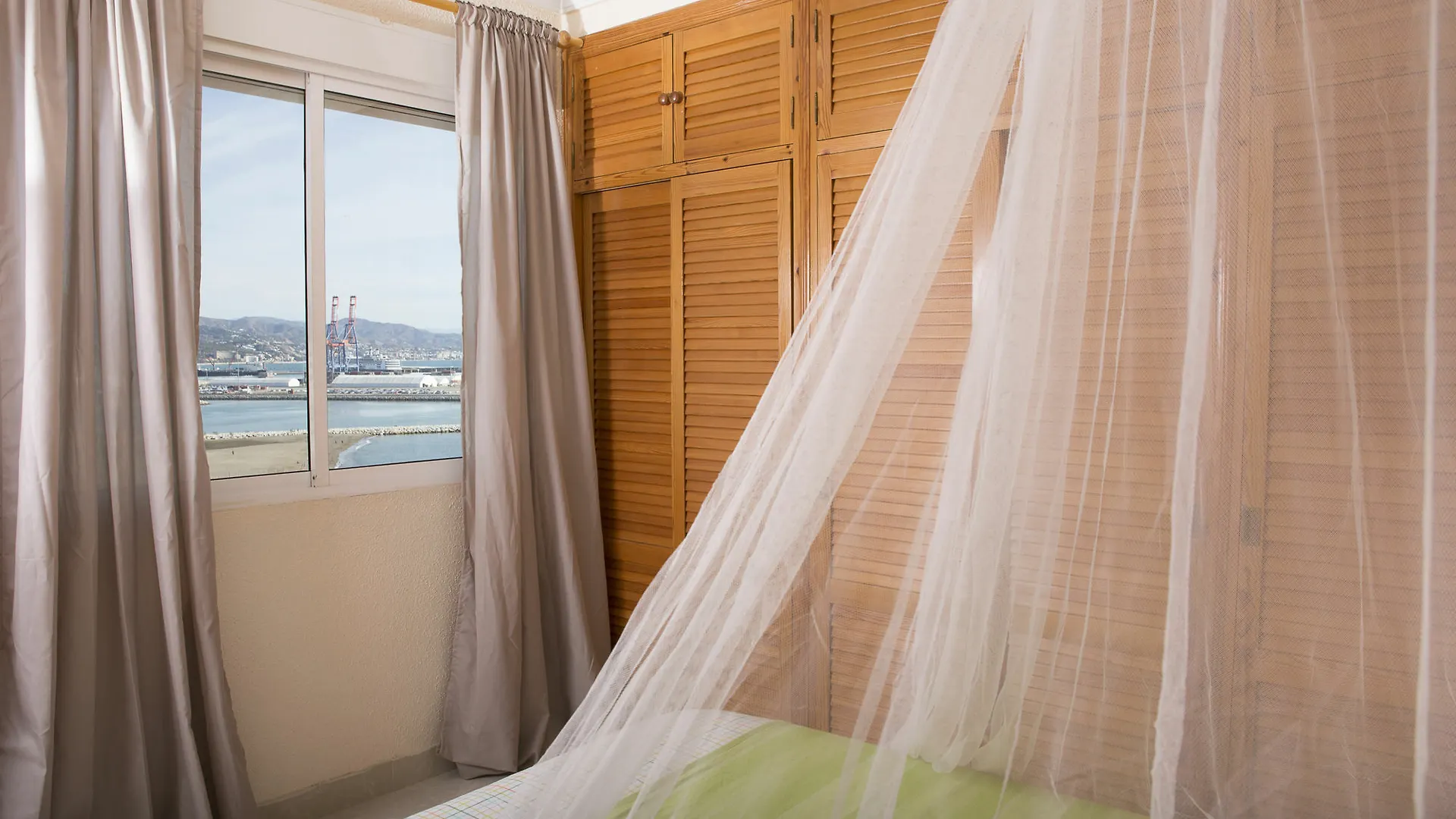 Sea & Wave Mendoza Apartment Malaga